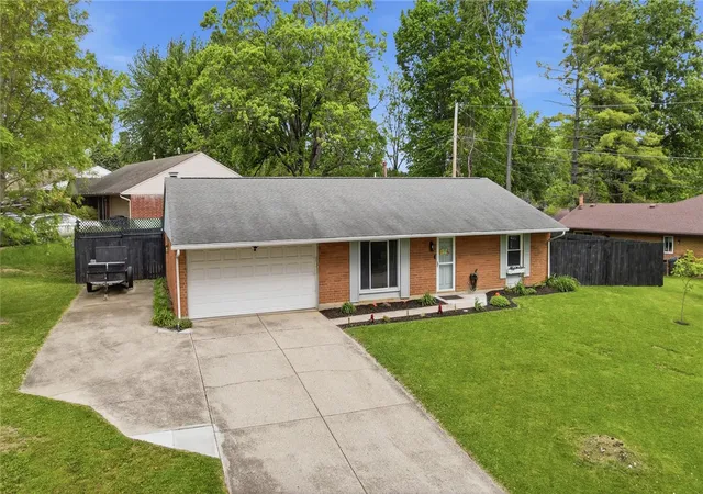 Homes for sale in Bellbrook, OH | 2271 Mission Ln, Bellbrook, OH 45305 | MLS# 958410