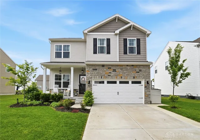 Homes for sale in Tipp City, OH | 5355 Windbrooke Dr, Tipp City, OH 45371 | MLS# 957676