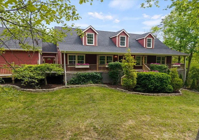 Homes for sale in Peebles, OH | 1393 Dutch Thomas Rd, Peebles, OH 45660 | MLS# 958617