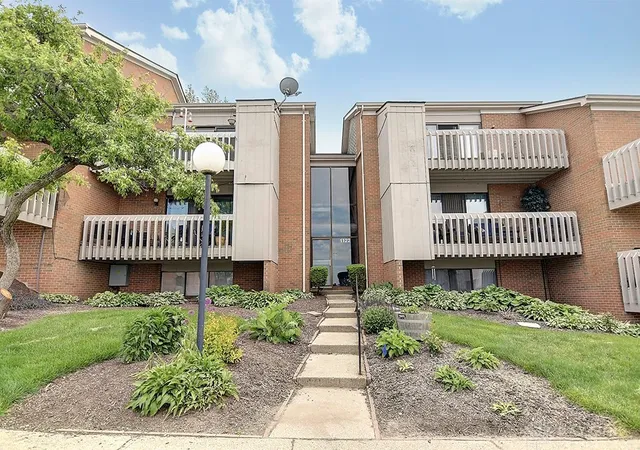 Photo 1 of Sale Pending at 1122 Eagle Feather Cir #D, West Carrollton, OH 45449 | MLS# 958416 | Listing updated on 2026-07-27
