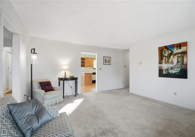 4th image of 122 Parkhurst Rd, Dayton, OH 45440 | MLS# 952034