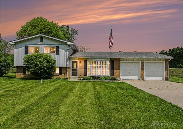1st image of 5884 Troy Rd, Springfield, OH 45502 | MLS# 958690