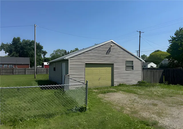 4th image of 900 N Maple St, Eaton, OH 45320 | MLS# 958718
