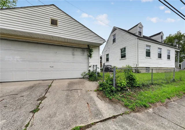 Homes for sale in Dayton, OH | 4545 Greenwich Village Ave, Dayton, OH 45406 | MLS# 957988