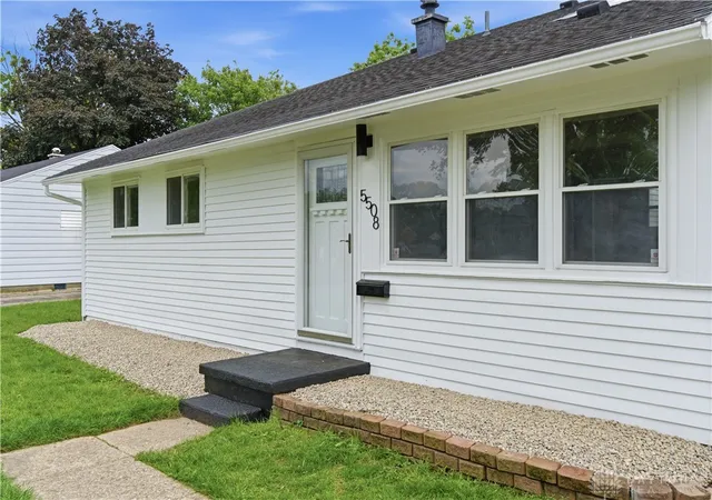 Homes for sale in Dayton, OH | 5508 Ferngrove Dr, Dayton, OH 45432 | MLS# 958641