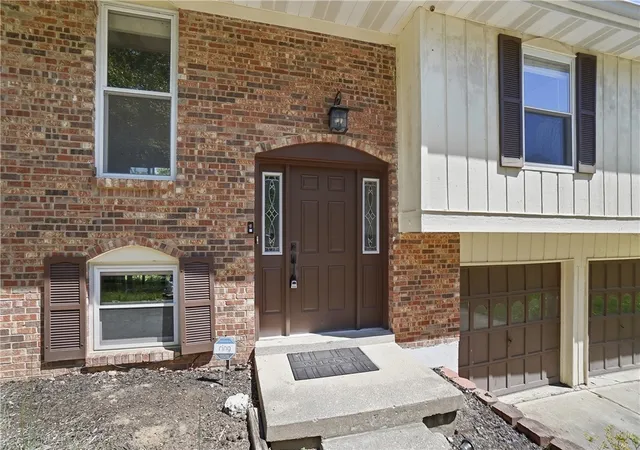 Homes for sale in Cincinnati, OH | 6570 Knottypine Dr, Cincinnati, OH 45230 | MLS# 958696