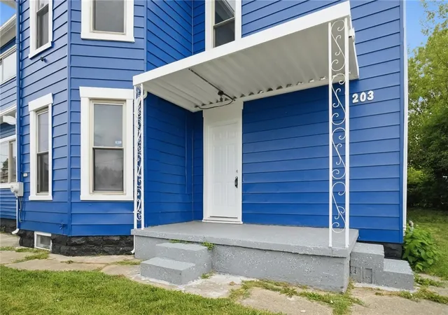 Photo 4 of Single family home for sale at 203 Alaska St, Dayton, OH 45404 | MLS# 958838 | Listing updated on 2026-06-25