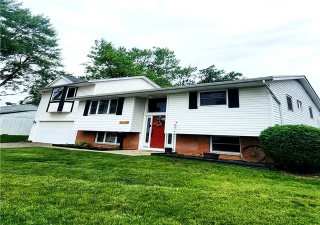 Photo 1 of Sale Pending at 486 Locust Ln, Troy, OH 45373 | MLS# 958839 | Listing updated on 2026-07-10