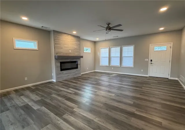 Photo 2 of Sale Pending at 2304 Wilbraham Rd, Middletown, OH 45042 | MLS# 958869 | Listing updated on 2026-06-05