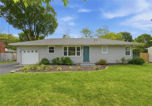 Homes for sale in Beavercreek, OH | 1966 Grange View Dr, Beavercreek, OH 45432 | MLS# 958898