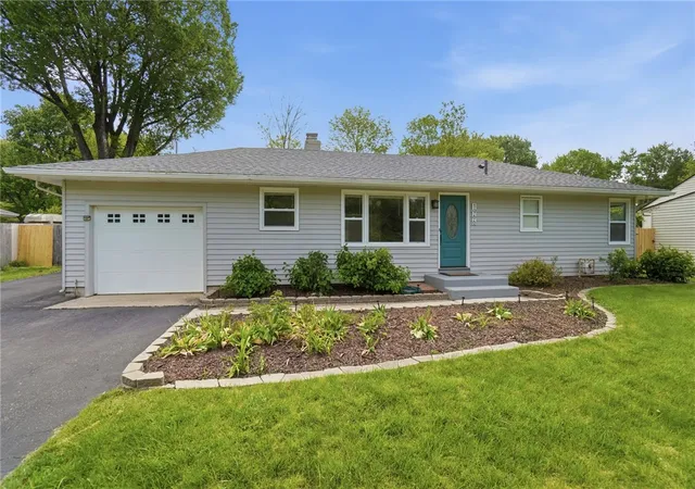 Homes for sale in Beavercreek, OH | 1966 Grange View Dr, Beavercreek, OH 45432 | MLS# 958898