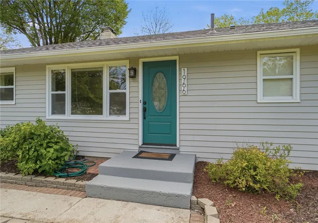 Homes for sale in Beavercreek, OH | 1966 Grange View Dr, Beavercreek, OH 45432 | MLS# 958898