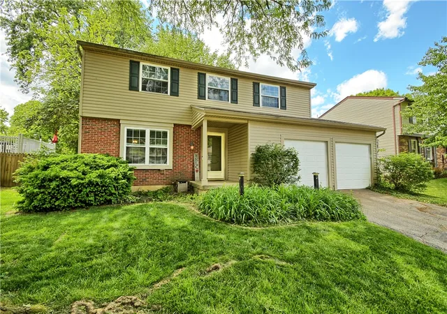 Homes for sale in Miamisburg, OH | 2318 Cross Village Dr, Miamisburg, OH 45342 | MLS# 958958