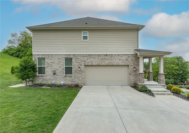 4th image of 225 Pointe Oakwood Wy, Oakwood, OH 45409 | MLS# 958974
