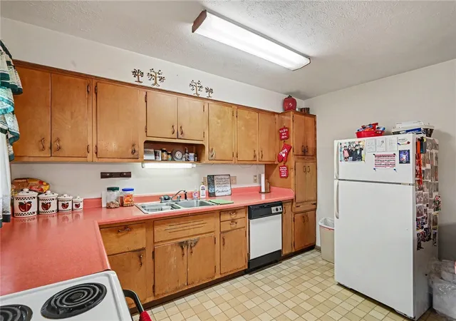 5th image of 213 S Breiel Blvd, Middletown, OH 45044 | MLS# 958991