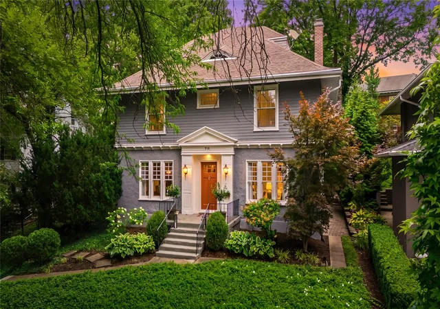 1st image of 712 Oakwood Ave, Oakwood, OH 45419 | MLS# 954415