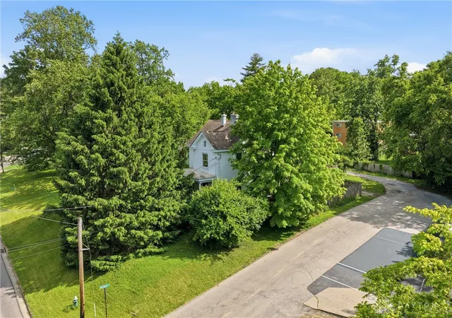 Homes for sale in Loveland, OH | 250 E Broadway St, Loveland, OH 45140 | MLS# 959020