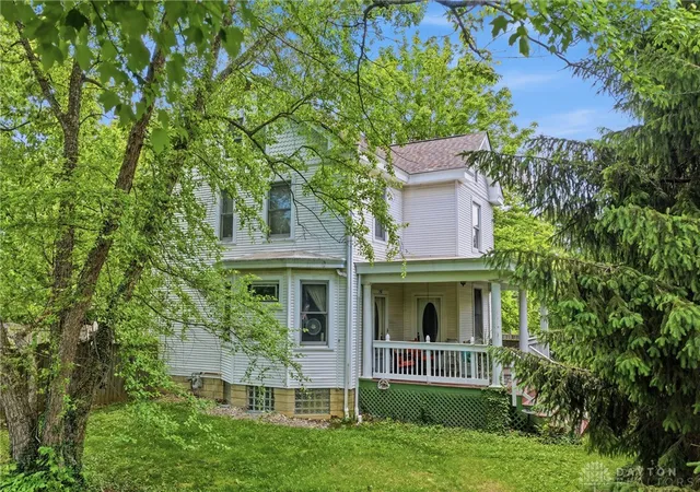 Homes for sale in Loveland, OH | 250 E Broadway St, Loveland, OH 45140 | MLS# 959020