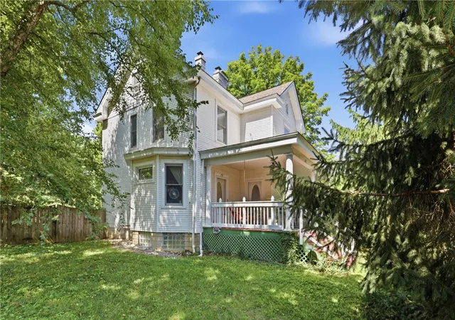 2nd image of 250 E Broadway St, Loveland, OH 45140 | MLS# 959020