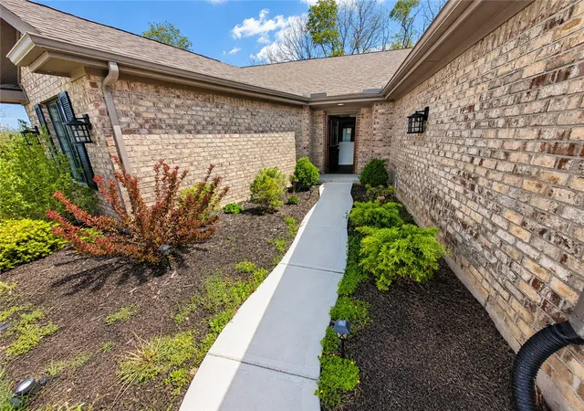 Homes for sale in Xenia, OH | 2073 High Wheel Dr, Xenia, OH 45385 | MLS# 959041