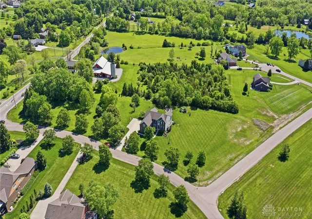 Homes for sale in Clearcreek Twp, OH | 7490 Silver Lake Dr, Clearcreek Twp, OH 45068 | MLS# 958452