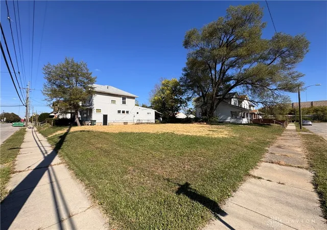 Photo 1 of Sale Pending at 526 Campbell St, Dayton, OH 45417 | MLS# 959087 | Listing updated on 2026-06-11
