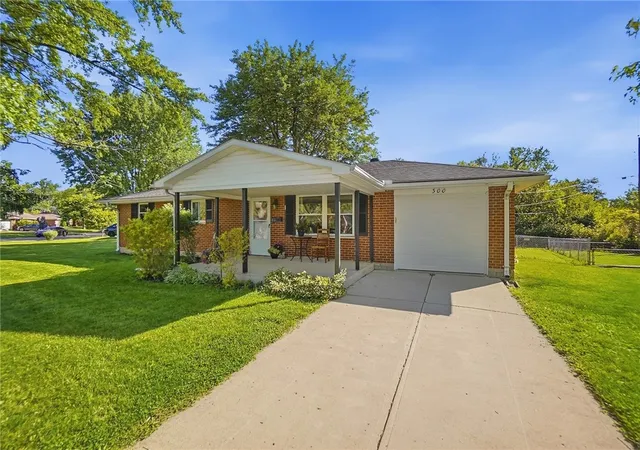 Homes for sale in New Lebanon, OH | 300 Capri Pl, New Lebanon, OH 45345 | MLS# 959129