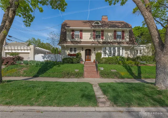 2nd image of 158 E Dixon Ave, Oakwood, OH 45419 | MLS# 957744