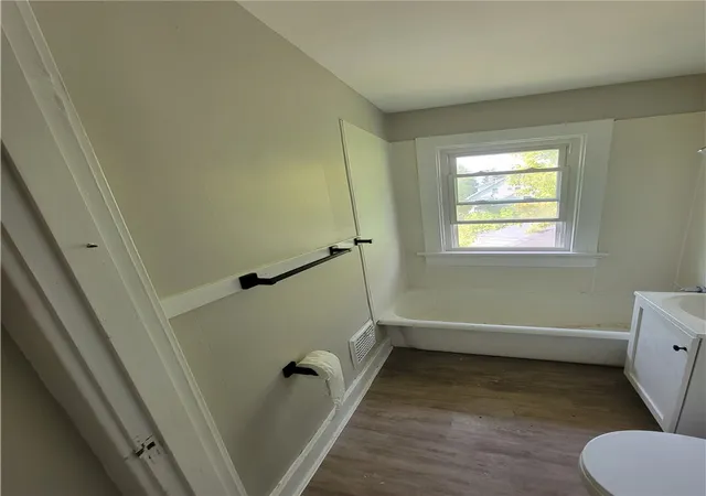 Listing Photo 2 - Condo for sale in building located at 1863-1865 Emerson Ave, Dayton, OH 45406 - Unit #