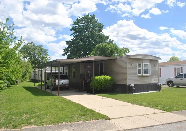 1st image of 12155 Wellington Ave, Medway, OH 45341 | MLS# 959211