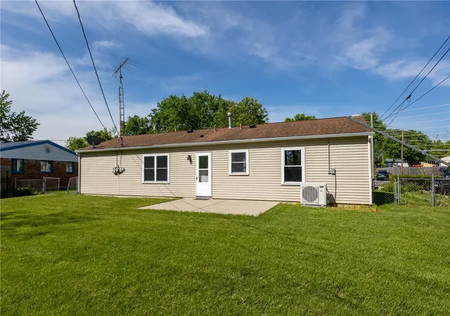 Homes for sale in New Carlisle, OH | 868 Cliffside Dr, New Carlisle, OH 45344 | MLS# 959219