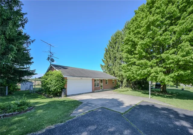 Homes for sale in Urbana, OH | 1473 Knight Rd, Urbana, OH 43078 | MLS# 958944