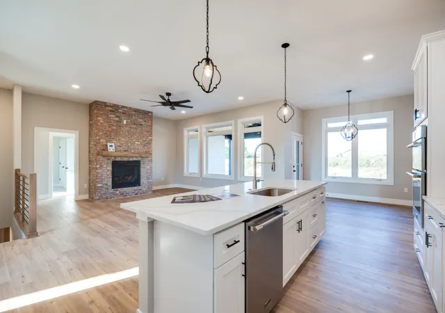 Photo 2 of Single family home for sale at 755 Lake Blf Ct, Lebanon, OH 45036 | MLS# 959263 | Listing updated on 2026-05-15