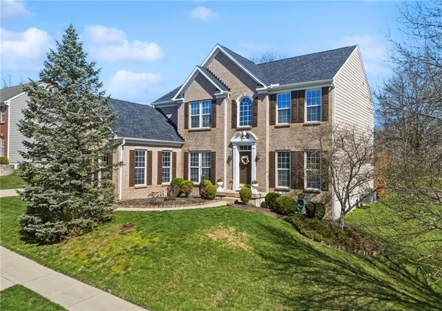 Homes for sale in Beavercreek, OH | 2432 Forest Oaks Dr, Beavercreek, OH 45431 | MLS# 959273