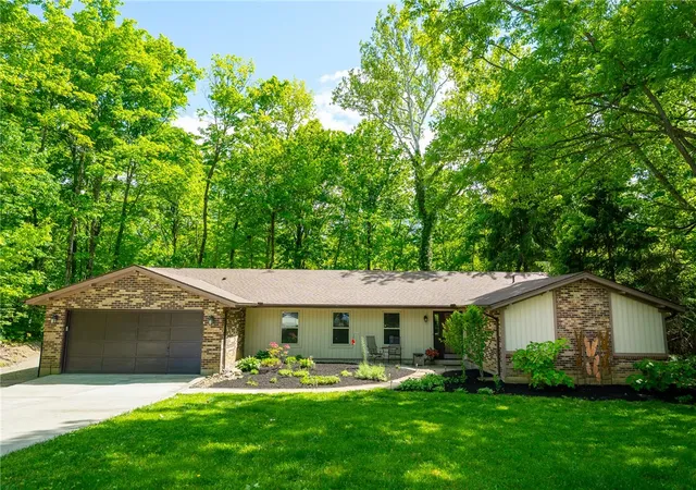 1st image of 8951 Deep Forest Ln, Washington Twp, OH 45458 | MLS# 959236