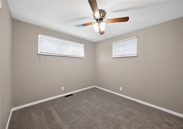 5th image of 2421 Acorn Dr, Dayton, OH 45419 | MLS# 958486