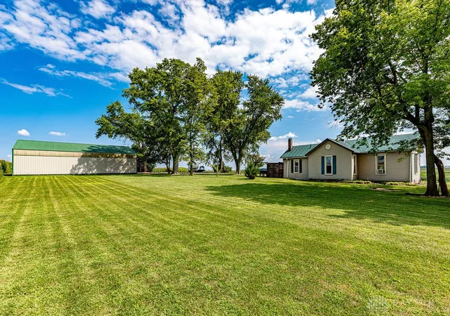 Homes for sale in Eaton, OH | 1228 W Florence Campbellstown Rd, Eaton, OH 45320 | MLS# 959277