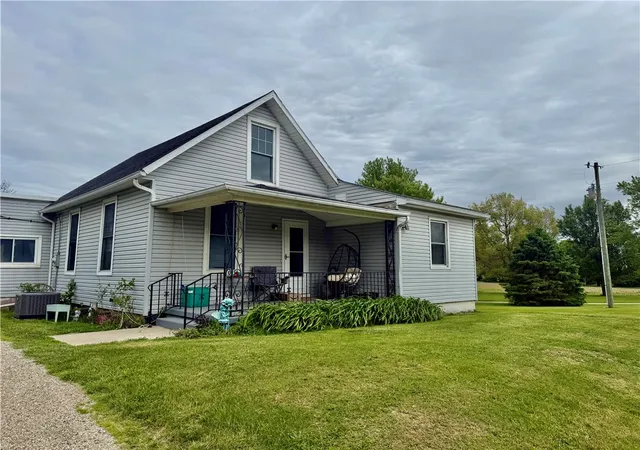 Homes for sale in Urbana, OH | 3032 W State Route 29, Urbana, OH 43078 | MLS# 959353
