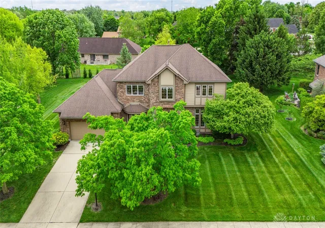 Homes for sale in Tipp City, OH | 638 Primrose Ln, Tipp City, OH 45371 | MLS# 959178