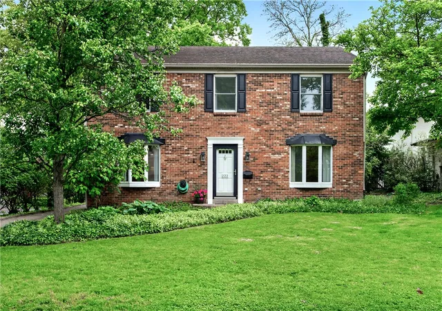 1st image of 222 Wisteria Dr, Oakwood, OH 45419 | MLS# 959405