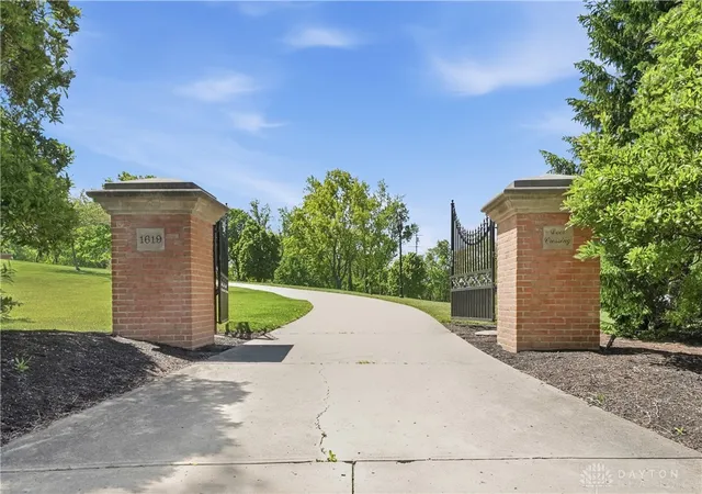 Photo 4 of Single family home for sale at 1619 Grand Portage Trl, Xenia, OH 45385 | MLS# 958345 | Listing updated on 2026-09-01