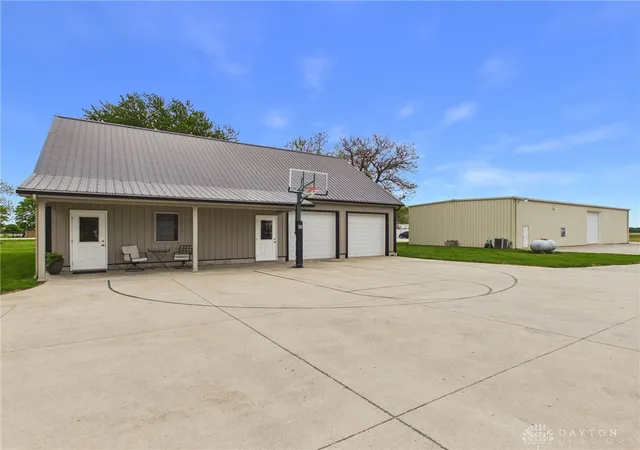 Homes for sale in Franklin Twp, OH | 9069 State Route 571, Franklin Twp, OH 45304 | MLS# 959434
