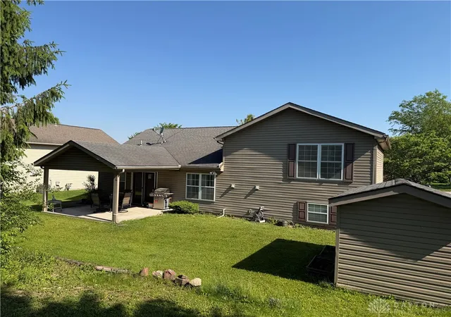 Photo 3 of Single family home for sale at 113 Krug Dr, Englewood, OH 45322 | MLS# 959449 | Listing updated on 2026-07-30