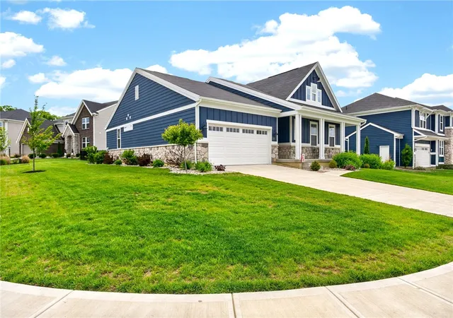 2nd image of 1998 Prestwick Bnd, Miamisburg, OH 45342 | MLS# 959427