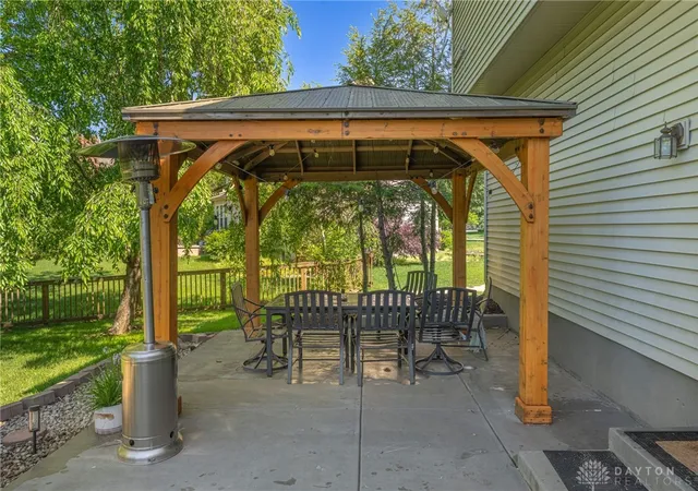 5th image of 10075 Pebblestone Dr, Washington Twp, OH 45458 | MLS# 959429