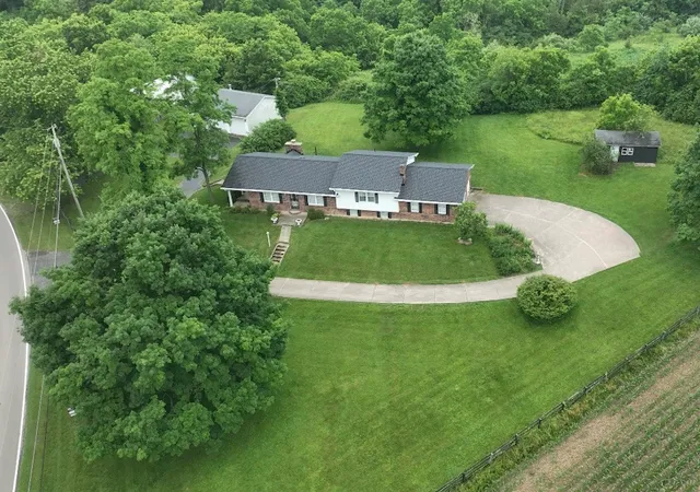 33rd image of 7915 W Greenbush Rd, Somerville, OH 45064 | MLS# 959525