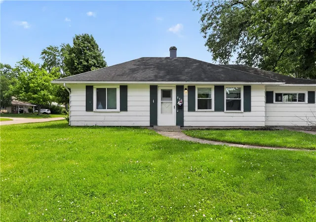 1st image of 840 Brookfield Rd, Dayton, OH 45429 | MLS# 959541