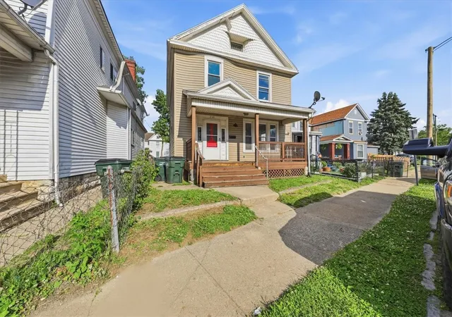 2nd image of 240 S Torrence St, Dayton, OH 45403 | MLS# 959059