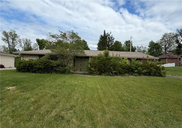 Homes for sale in Trotwood, OH | 4914 Shiloh View Dr, Trotwood, OH 45415 | MLS# 959401