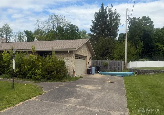 Homes for sale in Trotwood, OH | 4914 Shiloh View Dr, Trotwood, OH 45415 | MLS# 959401